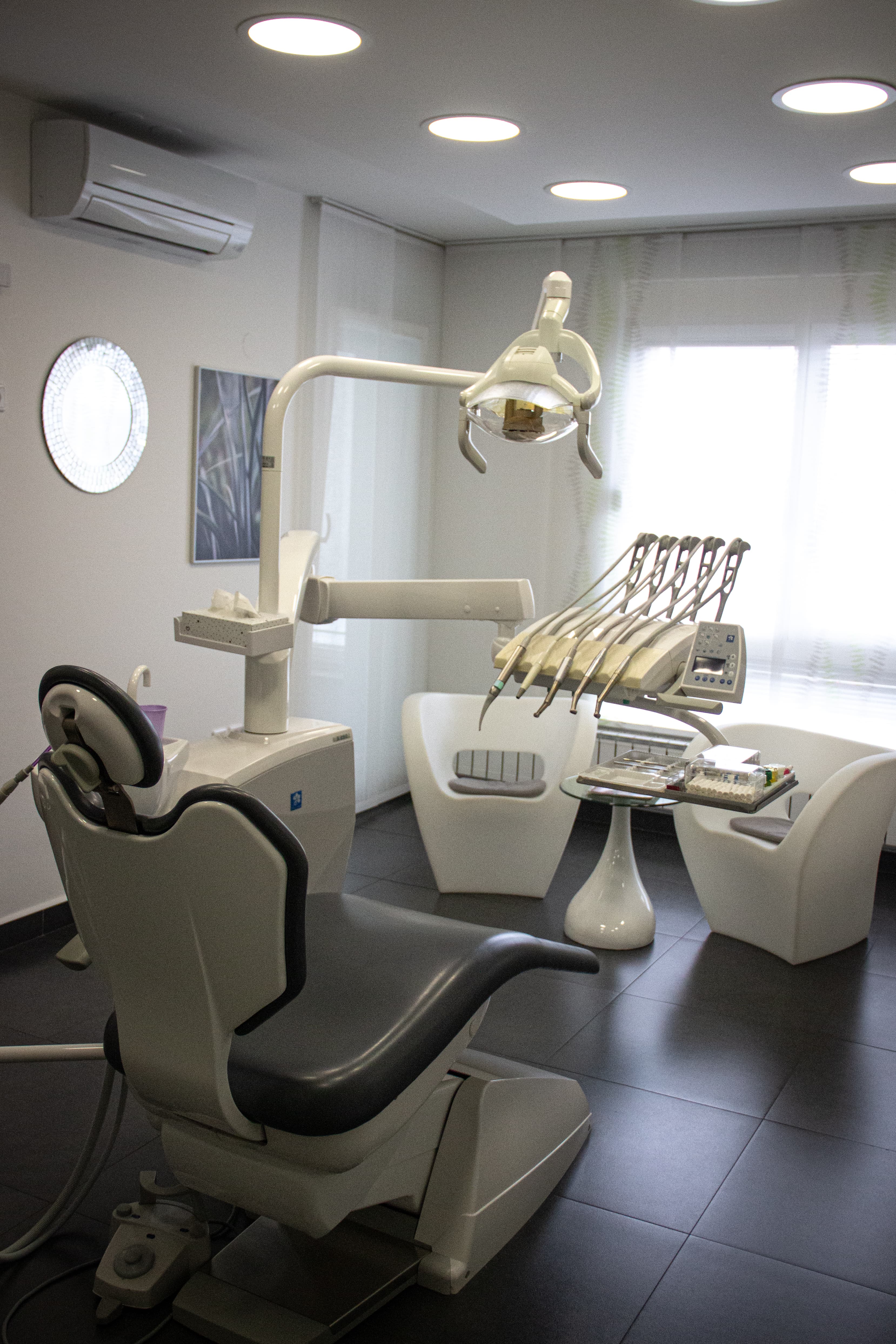 Interijer ordinacije Dental Studio Perić